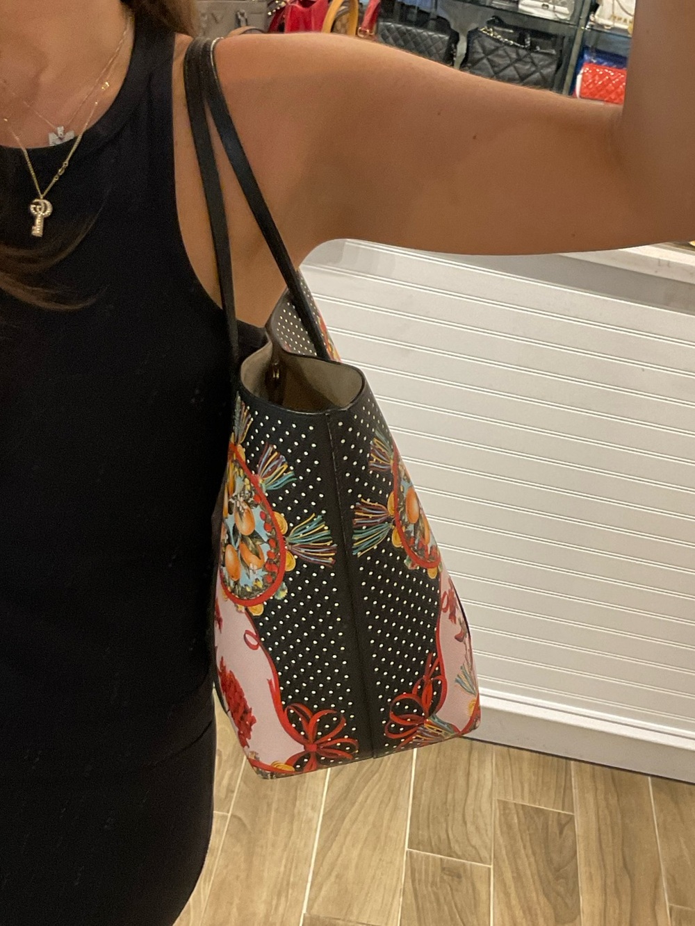 Dolce & Gabbana Tote - Picture 11 of 11